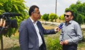 مصاحبه پژوهشگر بخش تحقیقات زراعی و باغی مرکز تحقیقات و آموزش گلستان با خبرگزاری صدا و سیما به مناسبت رویداد ملی روز درهای باز کشاورزی