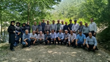 نشست صمیمی با پیش‌کسوتان بخش منابع طبیعی مرکز تحقیقات و آموزش گلستان