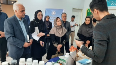 مدیر کل دفتر امور فناوری سازمان تات از نمایشگاه دستاوردهای دانش‌بنیان کشاورزی گلستان بازدید کرد