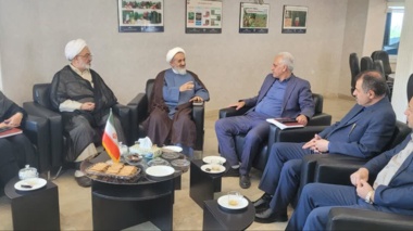 تقدیر از مجاهدت‌های علمی محققان گلستانی در دیدار رئیس دفتر نماینده ولی فقیه در استان گلستان با رئیس مرکز تحقیقات و آموزش کشاورزی گلستان